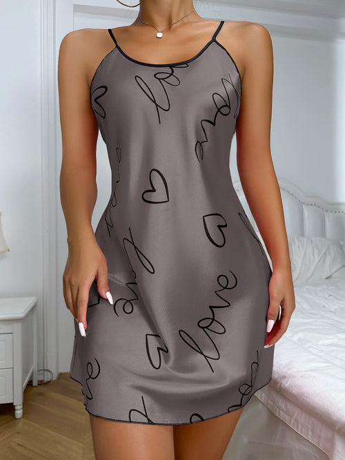 Obsidian Phoenix Women's Luxury Heart Print Nightdress