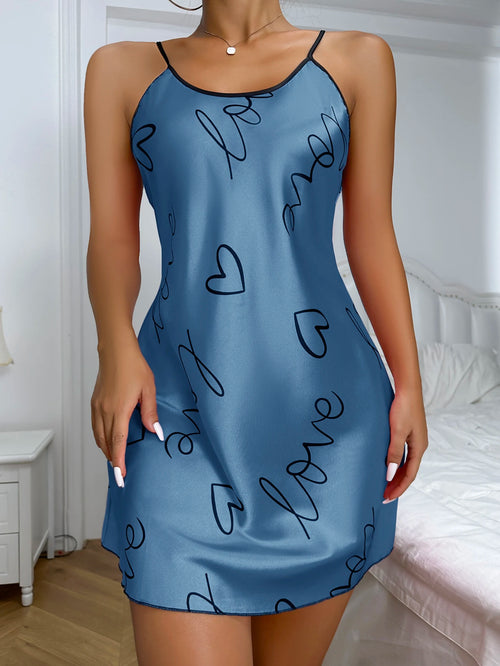 Obsidian Phoenix Women's Luxury Heart Print Nightdress